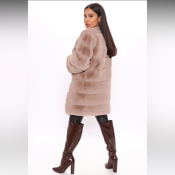 FN With Love Faux Fur Coat - Mocha - Picture 4 of 7